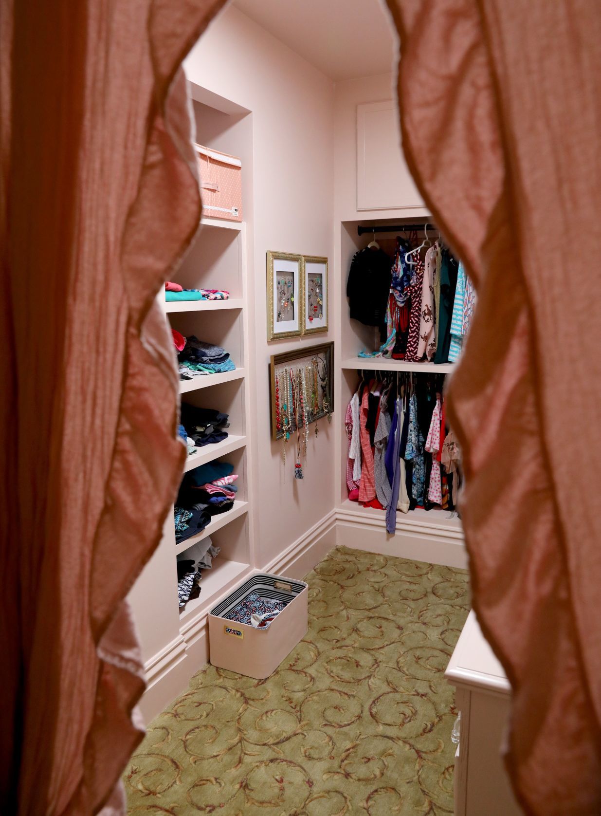 At Home: Amy Studt of Kirkwood
